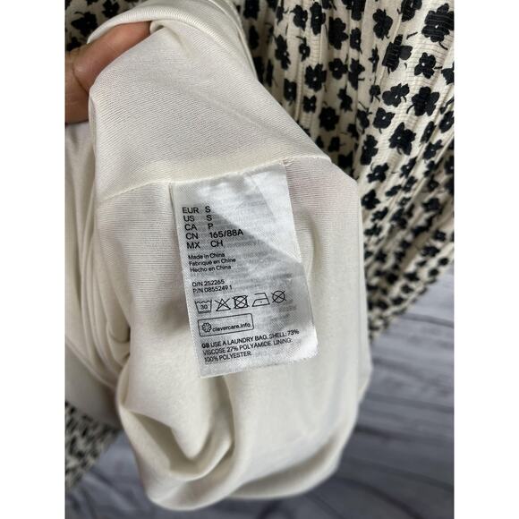 H&M Dress Women's Small White Floral Tiered Swing Midi Puff Sleeve Ruffle Hem - Picture 4 of 9